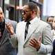 R. Kelly arrives at the Leighton Criminal Courthouse on June 06, 2019 in Chicago, Illinois to face new charges of criminal sexual abuse.